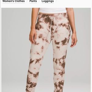 SOLD OUT LULULEMON JOGGERS